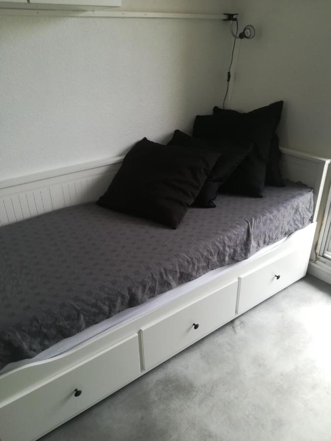 Studio La Grande Motte, Parking Luaran gambar